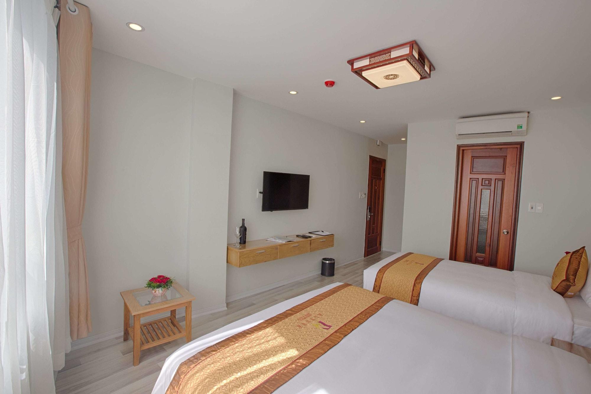 Alyssa Hotel Da Nang Zewnętrze zdjęcie