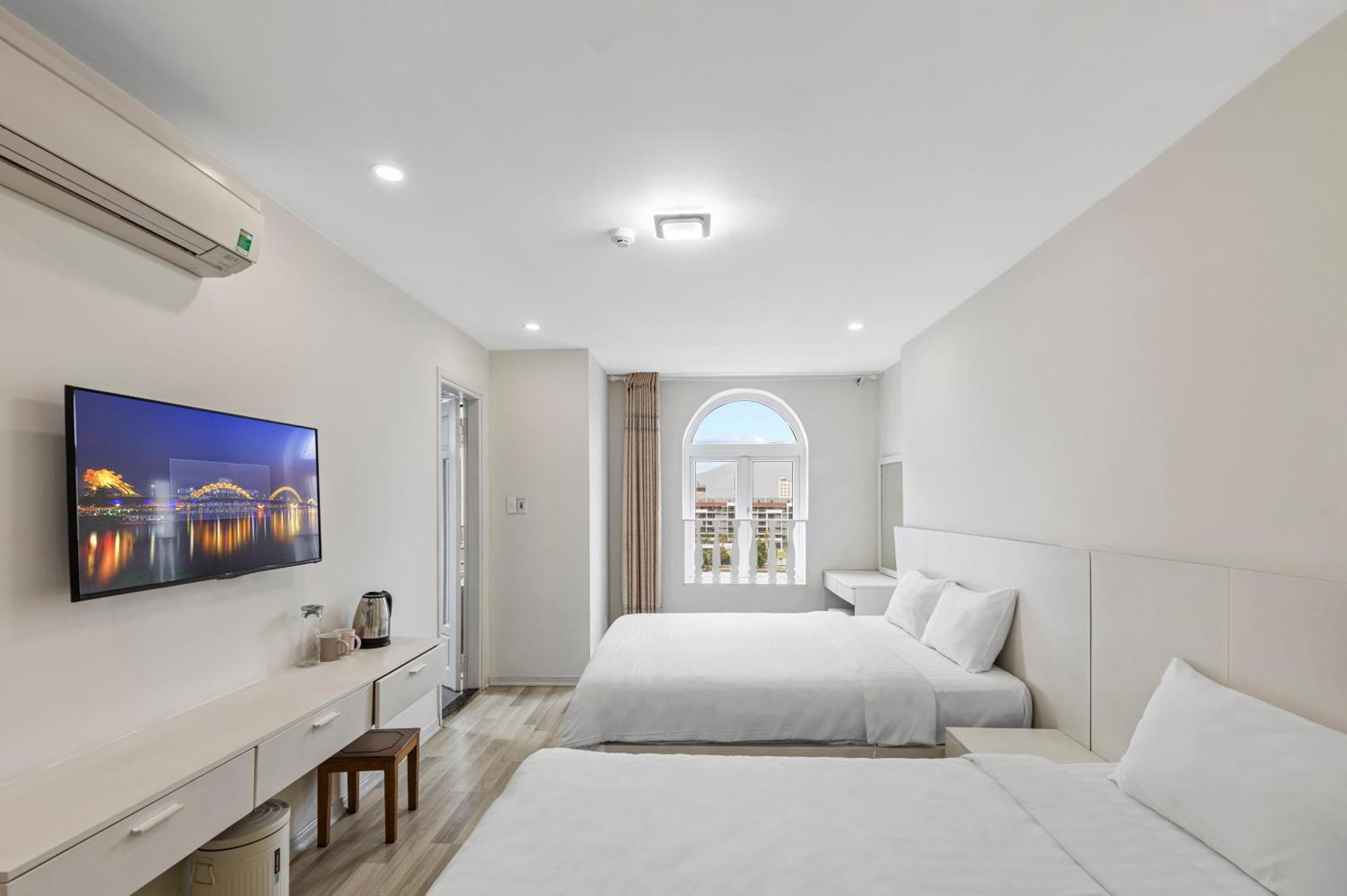 Alyssa Hotel Da Nang Zewnętrze zdjęcie